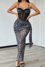 Figurbetontes Maxikleid mit Leopardenmuster und Spitze in Braun