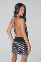 Figurbetontes Minikleid mit Neckholder und Punktemuster in Schwarz