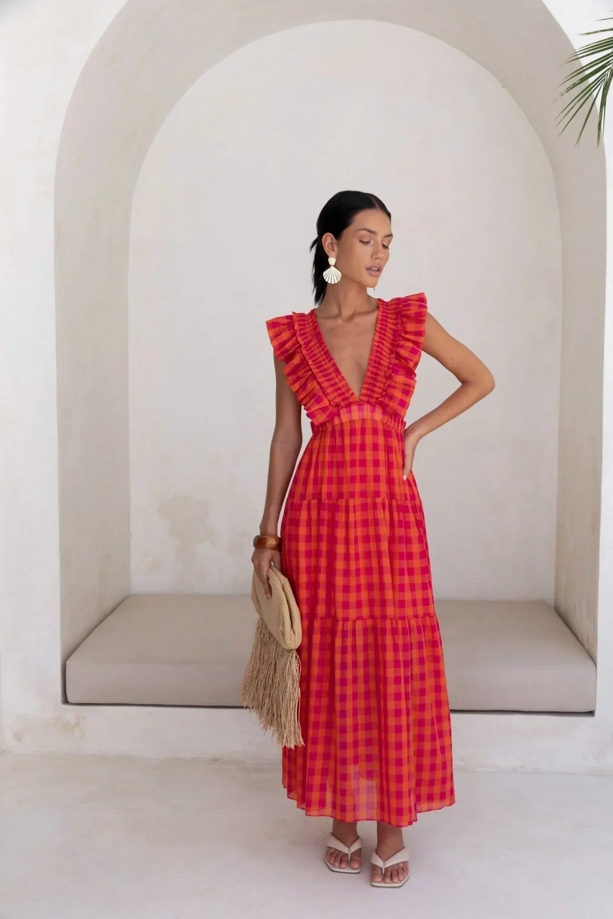 Ärmelloses Maxikleid mit Cut-outs und Karomuster