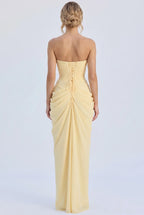 Splitted – Spitzen-Maxikleid mit Beinschlitz und Korsett-Schnürung