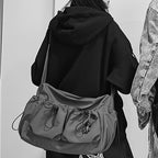 UrbanEase Umhängetasche – Kordelzug Schultertasche inklusive großer Kapazität