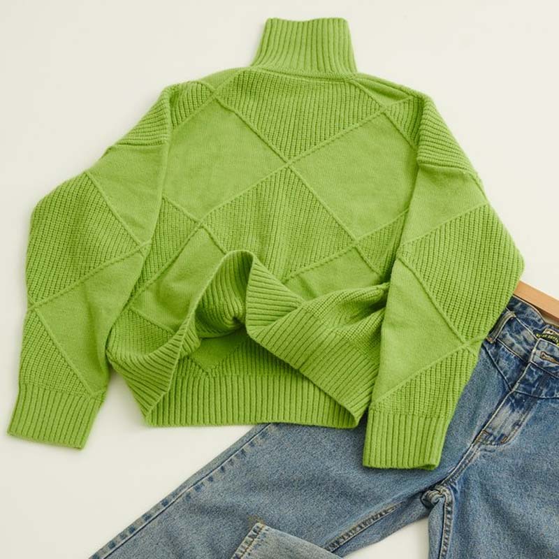 Schicker Pullover mit Stehkragen