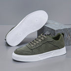 Herren Sneaker mit niedrigem Schaft – Bequem und haltbar mit weißer PVC-Sohle