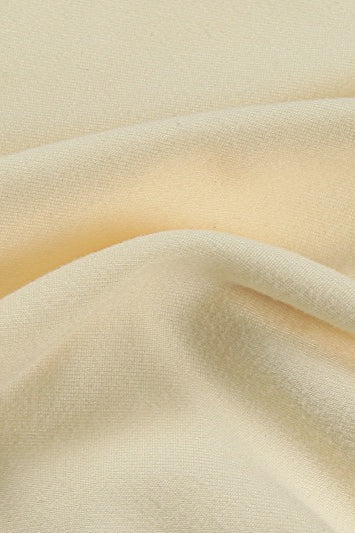 Figurbetontes Maxikleid mit Neckholder in Gelb