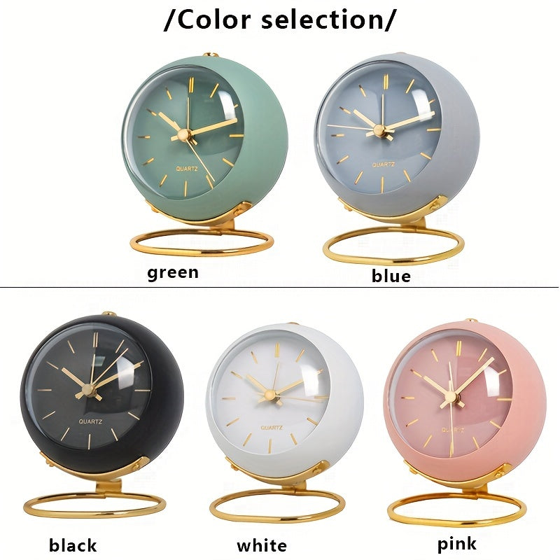Nordic Silent Desk Clock: Leuchtende Zeiger & Metallrahmen