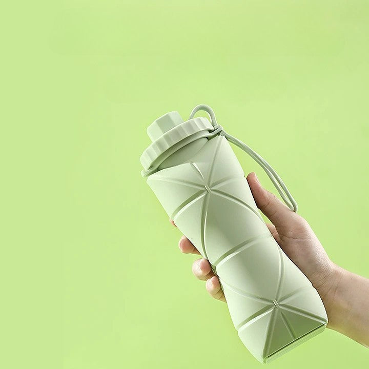 SmartFold: Wiederverwendbarer faltbarer Becher.