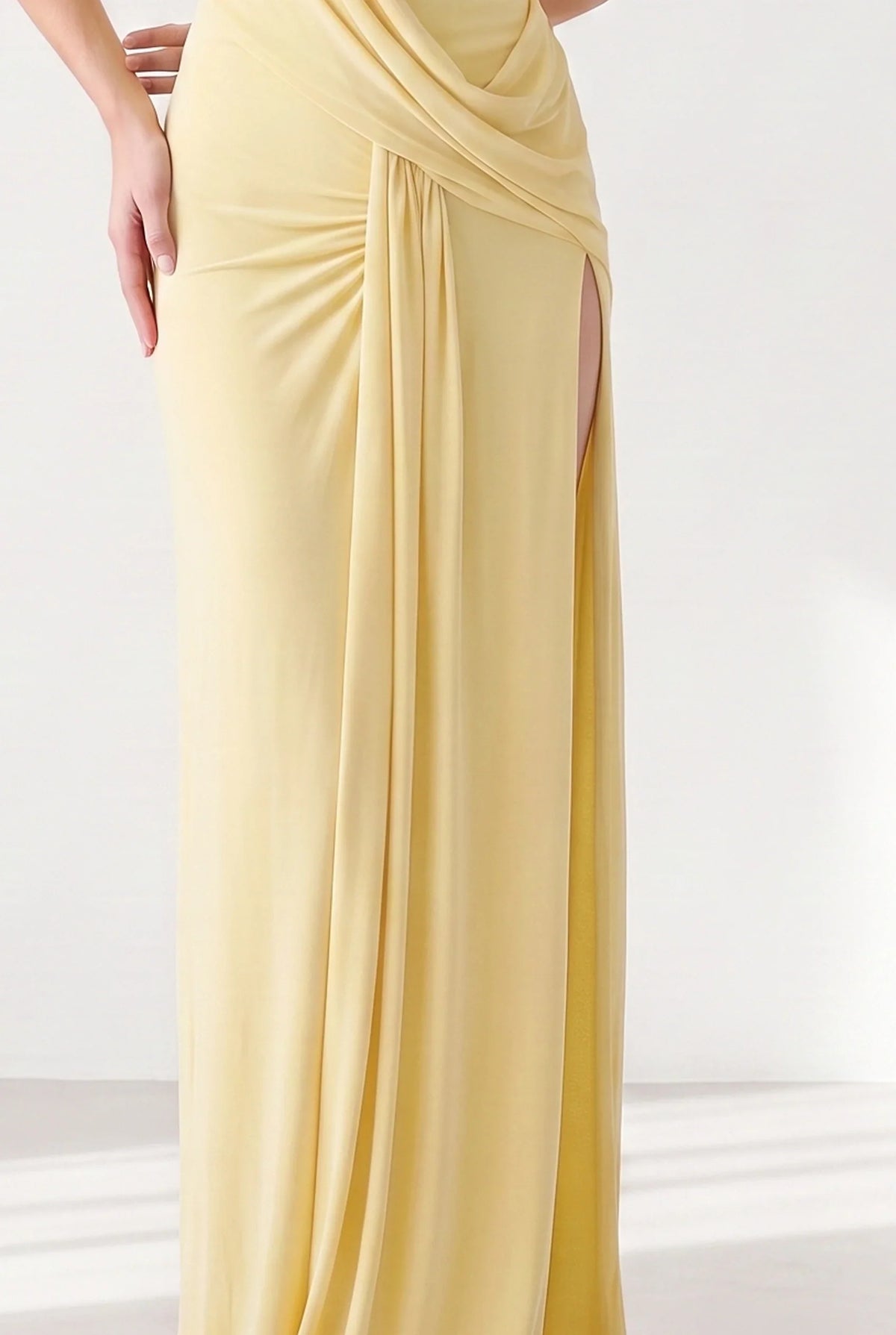 Maxikleid mit Neckholder und offenem Rücken