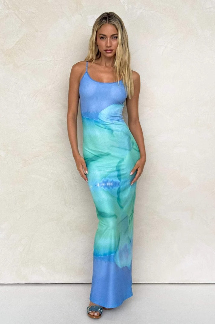 Figurbetontes Maxikleid mit Blumenmuster und hoher Taille in Blau