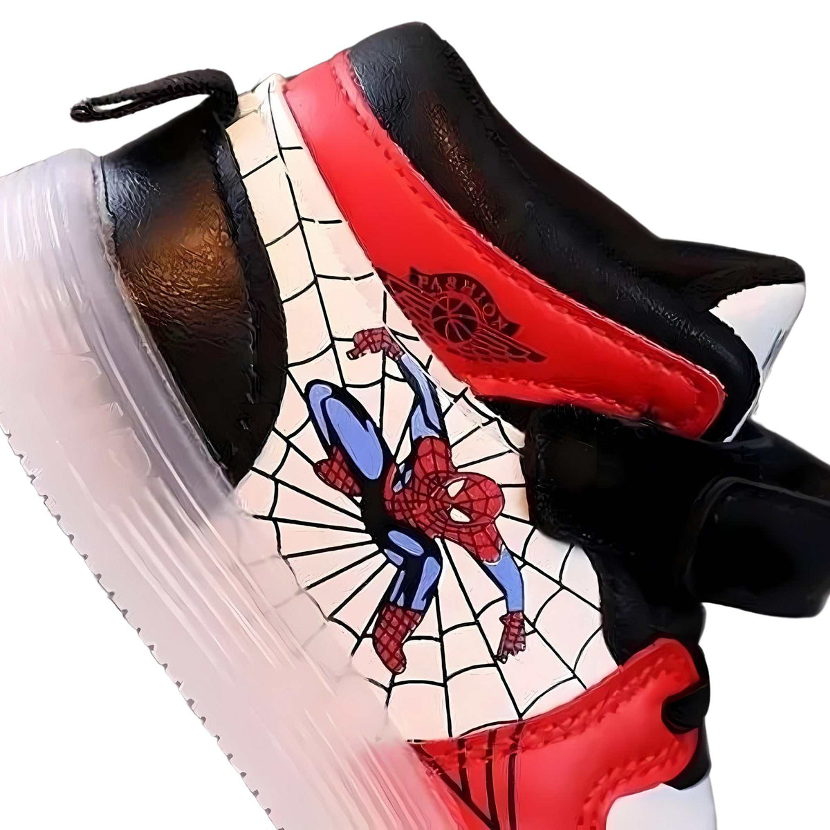 Tommy Sneakers: Superhelden-Schuhe für Kinder