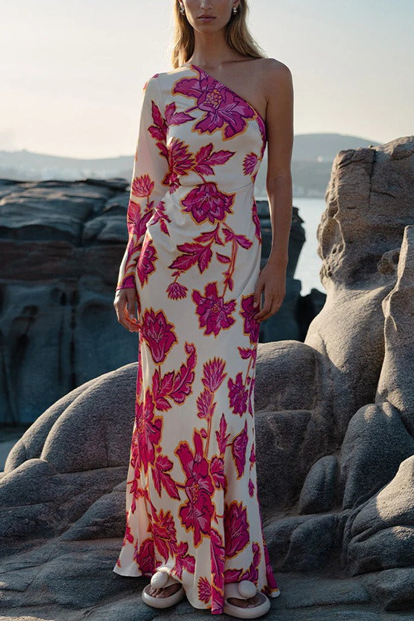 Maxikleid mit Druck und Satinoptik