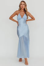 Aysah – Chiffon-Maxikleid mit Neckholder und Kristallen