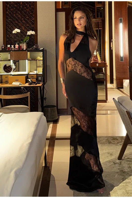 Kleid mit Spitze in Weiß