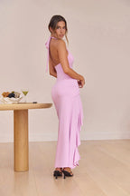 Maxikleid mit Neckholder und Rüschen