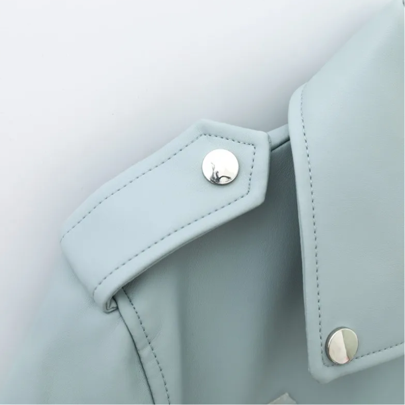 Biker-Lederjacke mit Reißverschlüssen und Gürtel