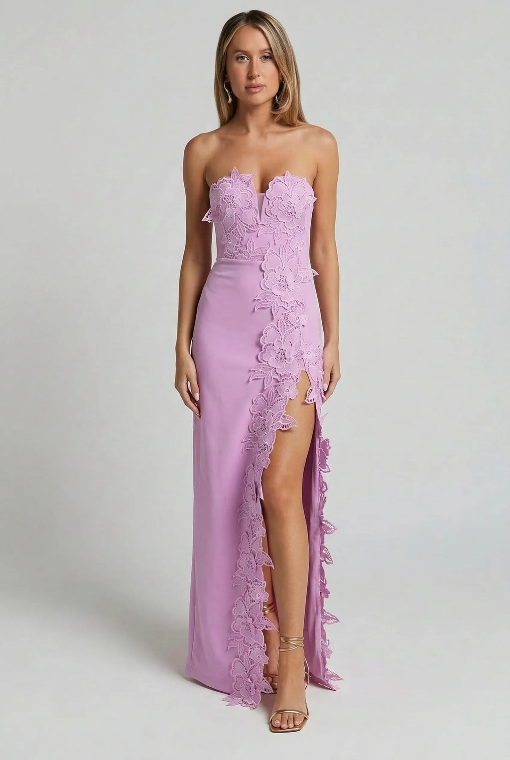 Éloise – Schulterfreies Maxikleid mit Beinschlitz und Blumenmuster