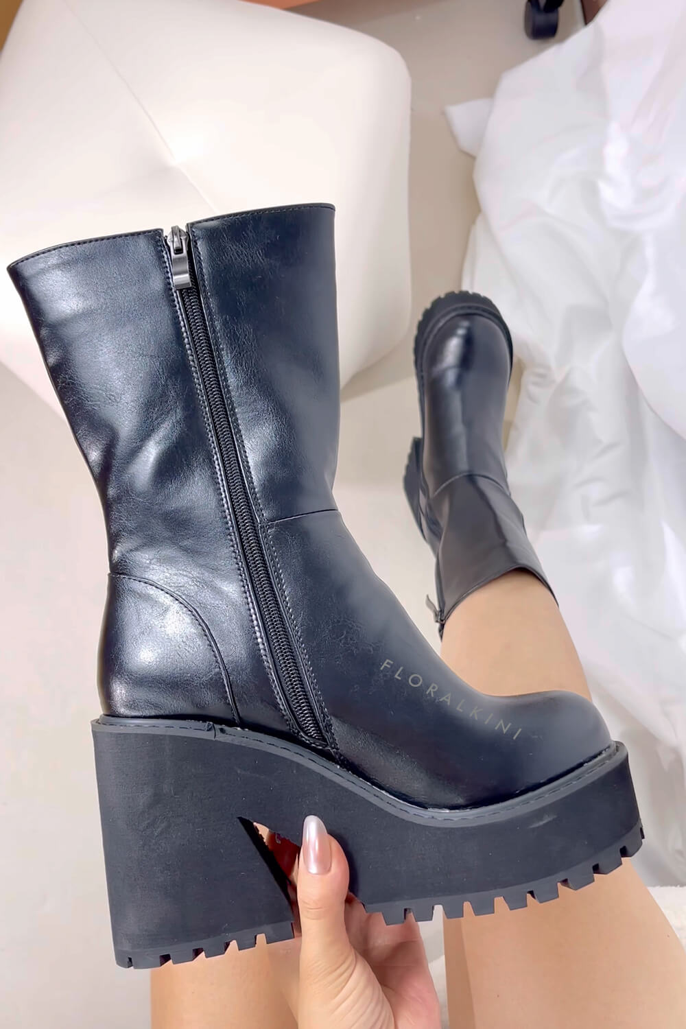 Stiefeletten mit Plateau und Blockabsatz