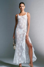 Rückenfreies Maxikleid mit Spitze in Weiß
