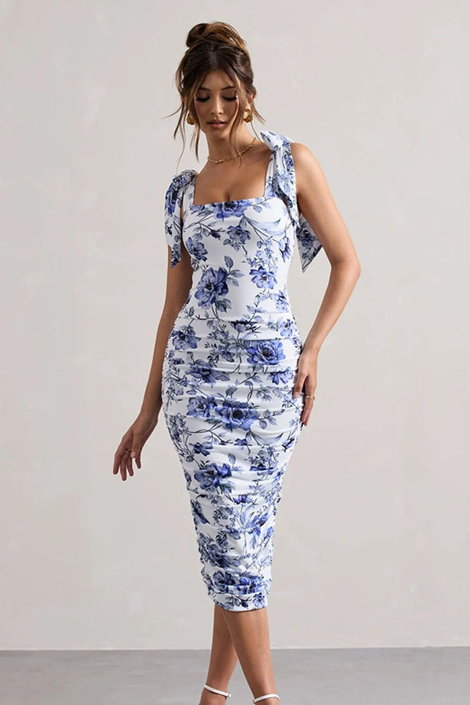Maxikleid mit Raffung und Blumenmuster in Rot
