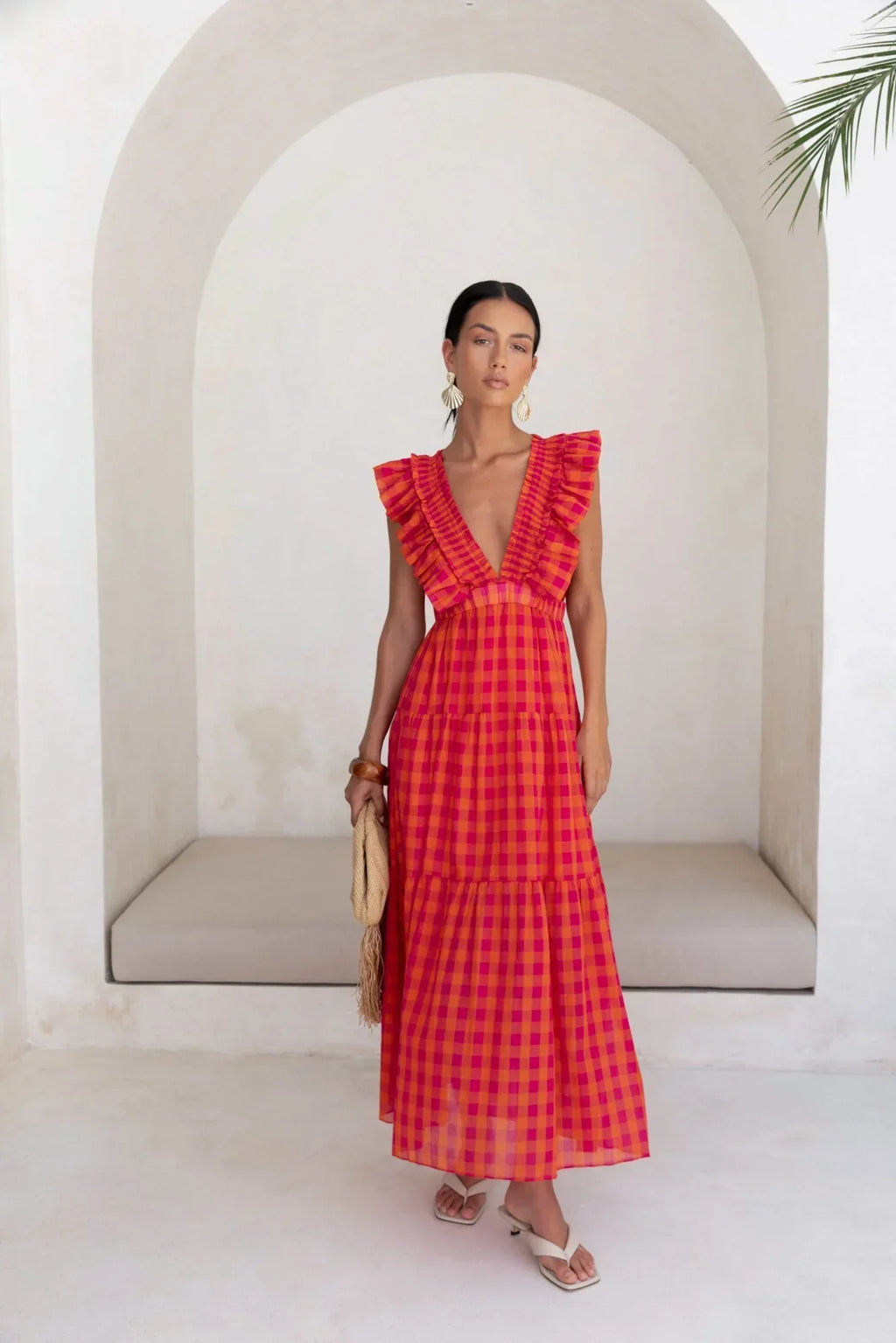 Ärmelloses Maxikleid mit Cut-outs und Karomuster