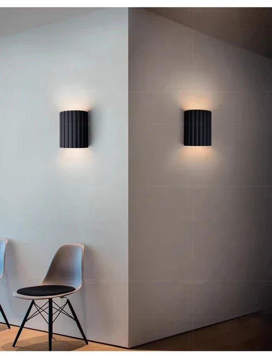 ZenLight: Moderne Wandlampen aus Harz