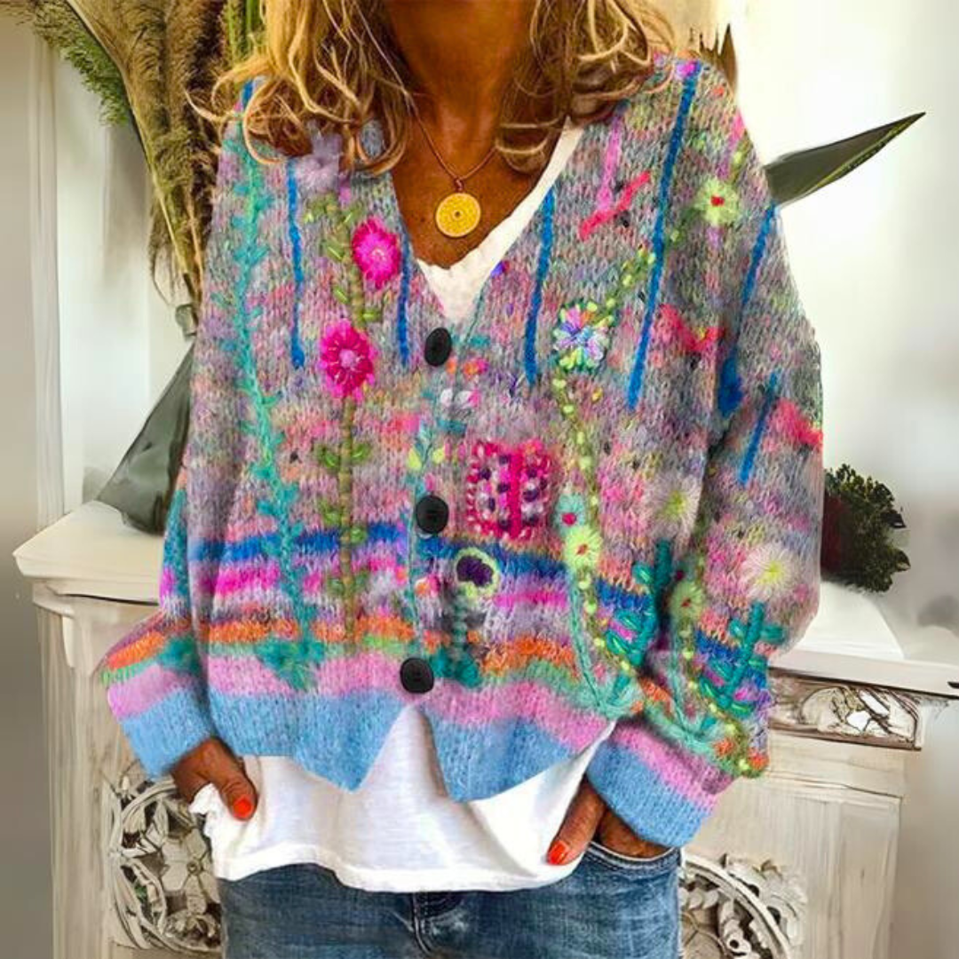 Weicher Und Bunter Strickpullover