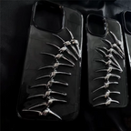 Handyhülle mit 3D Fischgrät-Design – Strapazierfähig und Schutzgebend