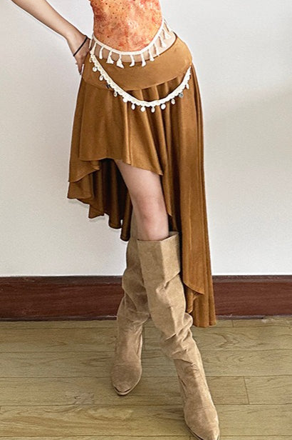 Asymmetrischer Rock mit Druck