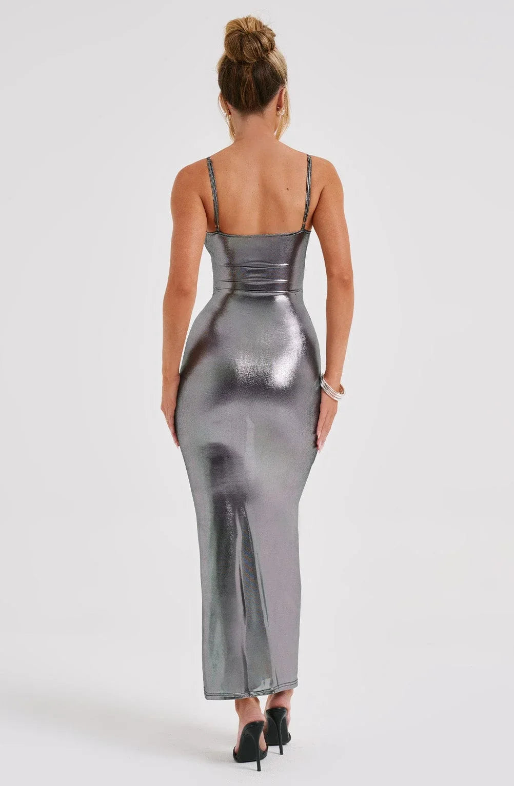 Damen Maxikleid in Metallic-Optik mit Spaghettiträgern