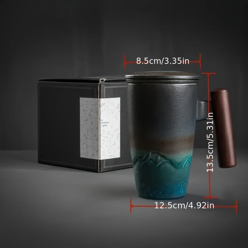 Handgefertigte Keramische Teetasse mit Sieb – Authentisches Design sowie Praktische Nutzung