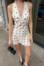 Minikleid mit Neckholder, Punktemuster und Spitze