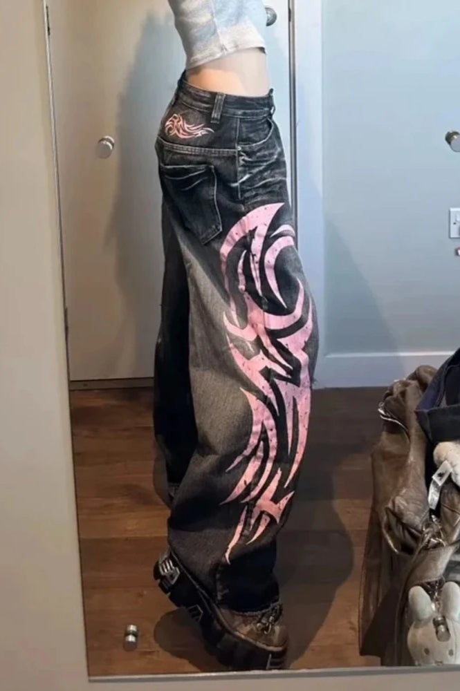 Jeans mit weitem Bein und Druck in Rosa