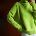 Schicker Pullover mit Stehkragen