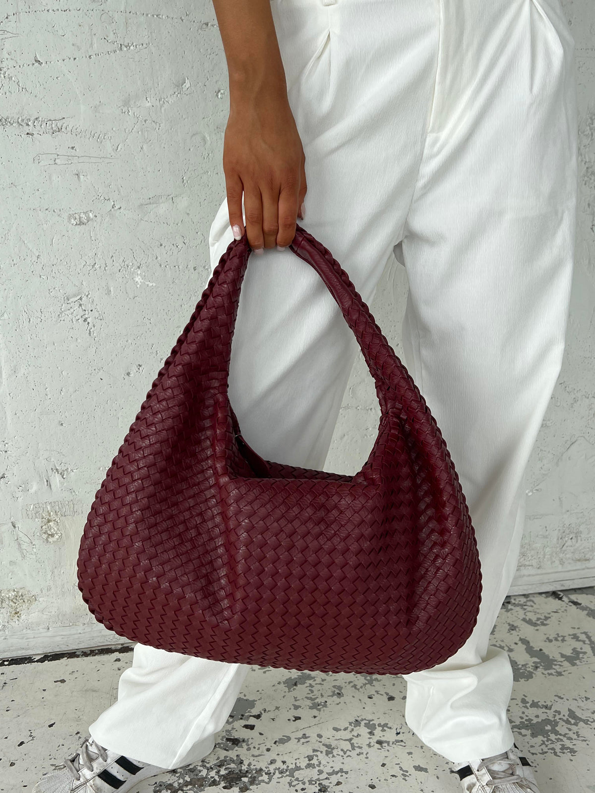 Chic gewebte Schultertasche – Ideal für einen eleganten Look