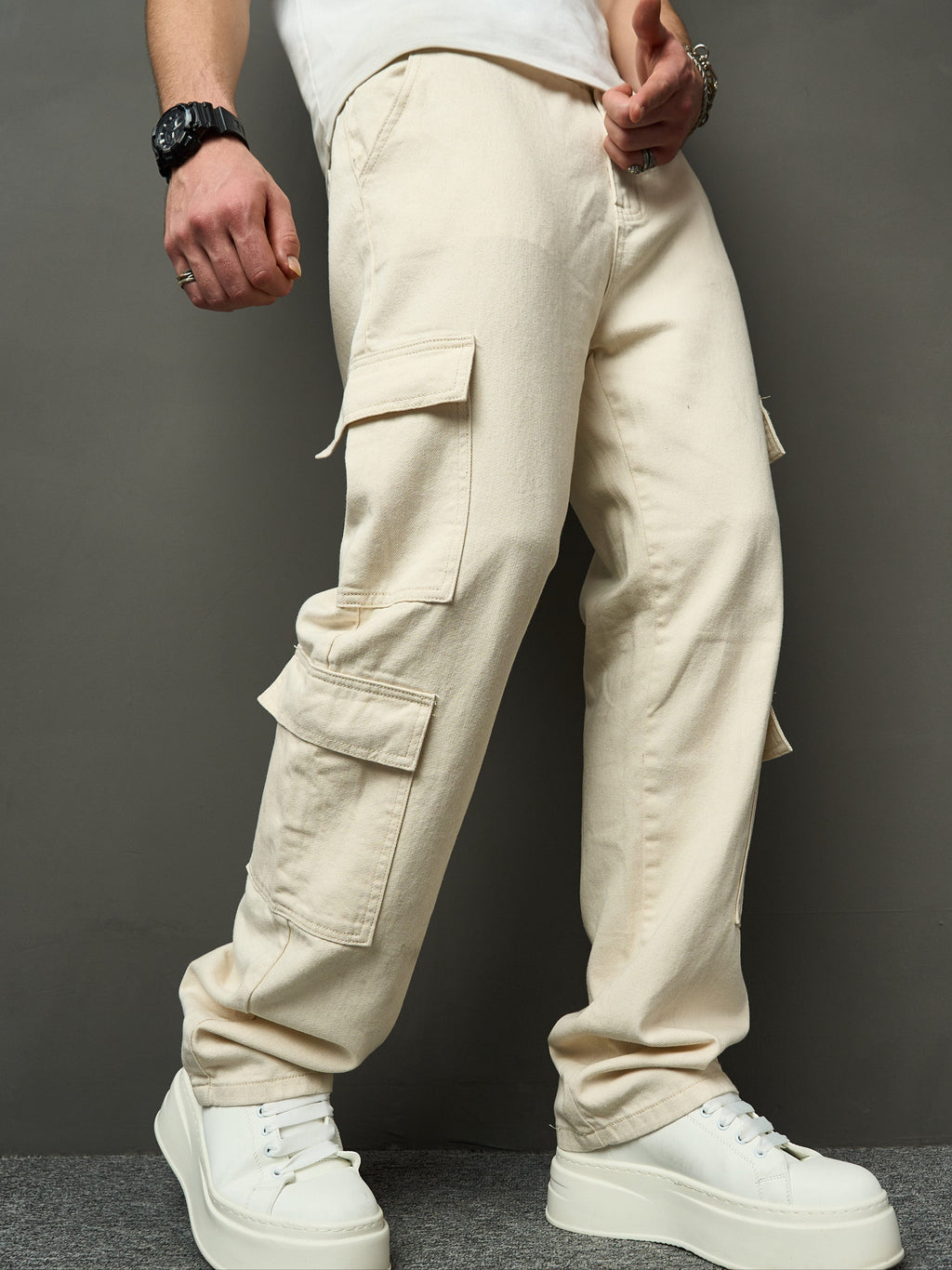 Lässige Beige Denim Jeans – Funktional und Bequem für den Alltag