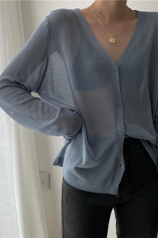 Strickjacke mit V-Ausschnitt und Strickstruktur in Lila