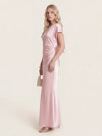 Satin-Maxikleid mit Wasserfall-Ausschnitt und Flügelärmeln