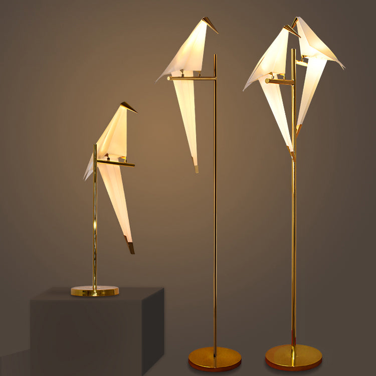 Origami Birdy Tischlampe – Gemütliches Warmlicht sowie modernes Flügeldesign