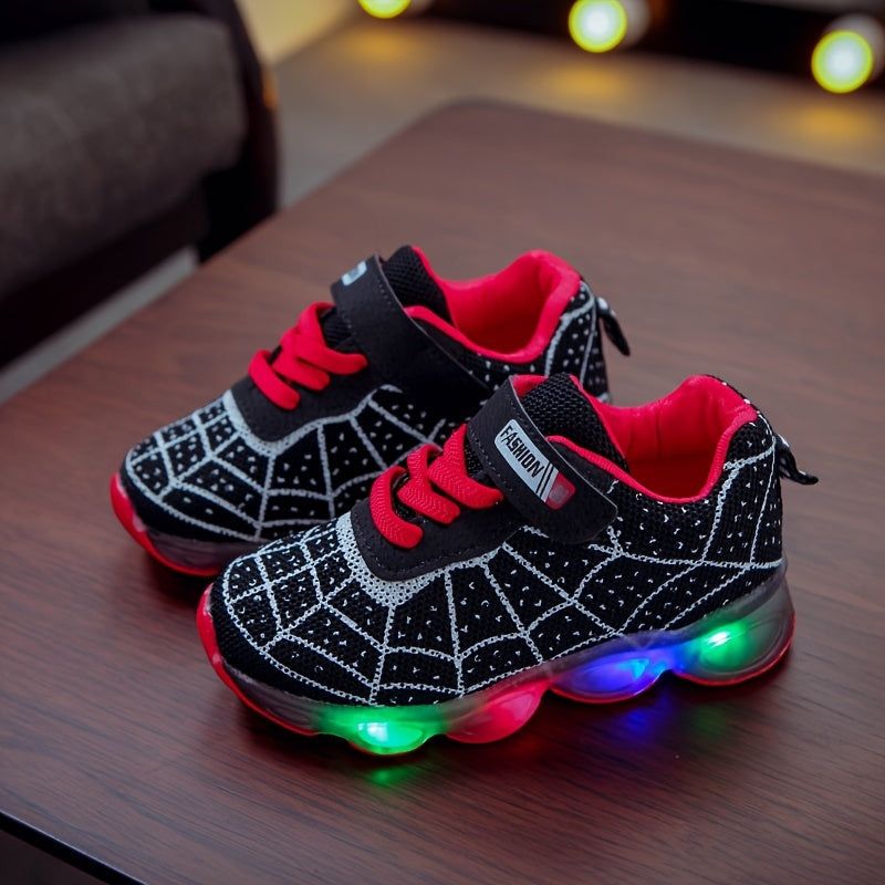 Spider-Man Sneakers inklusive LED – Abenteuer in jedem Schritt für dein Kind