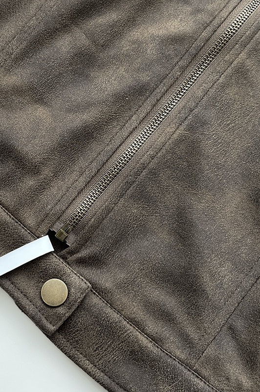 Figurbetonte Jacke mit Leder und Wildleder