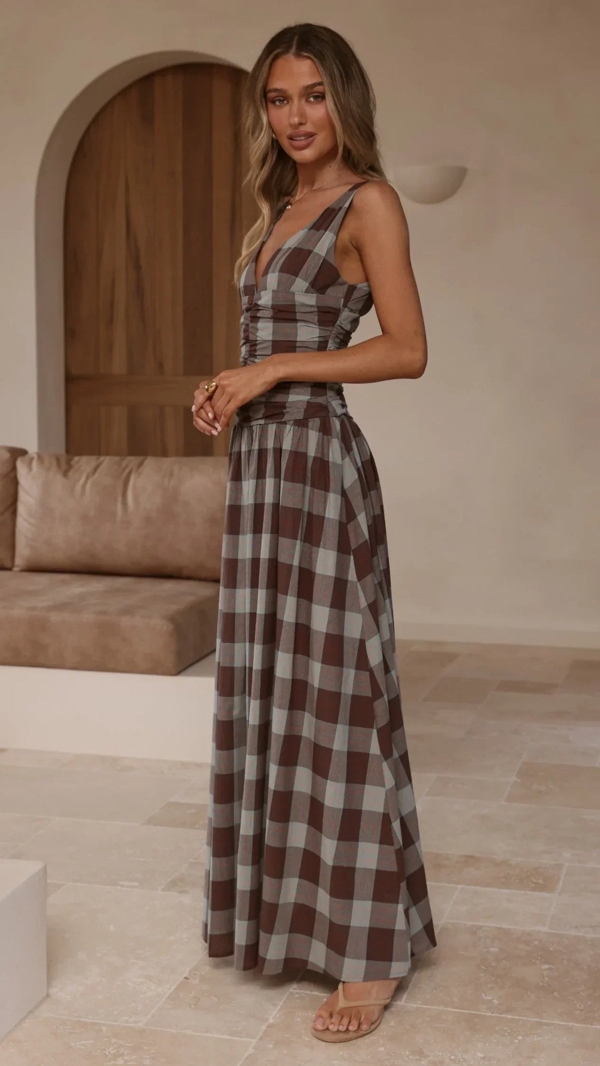 Damen Maxikleid mit Karomuster und V-Ausschnitt