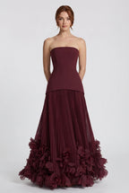 Spitzen-Maxikleid mit Falten und Korsett-Schnürung