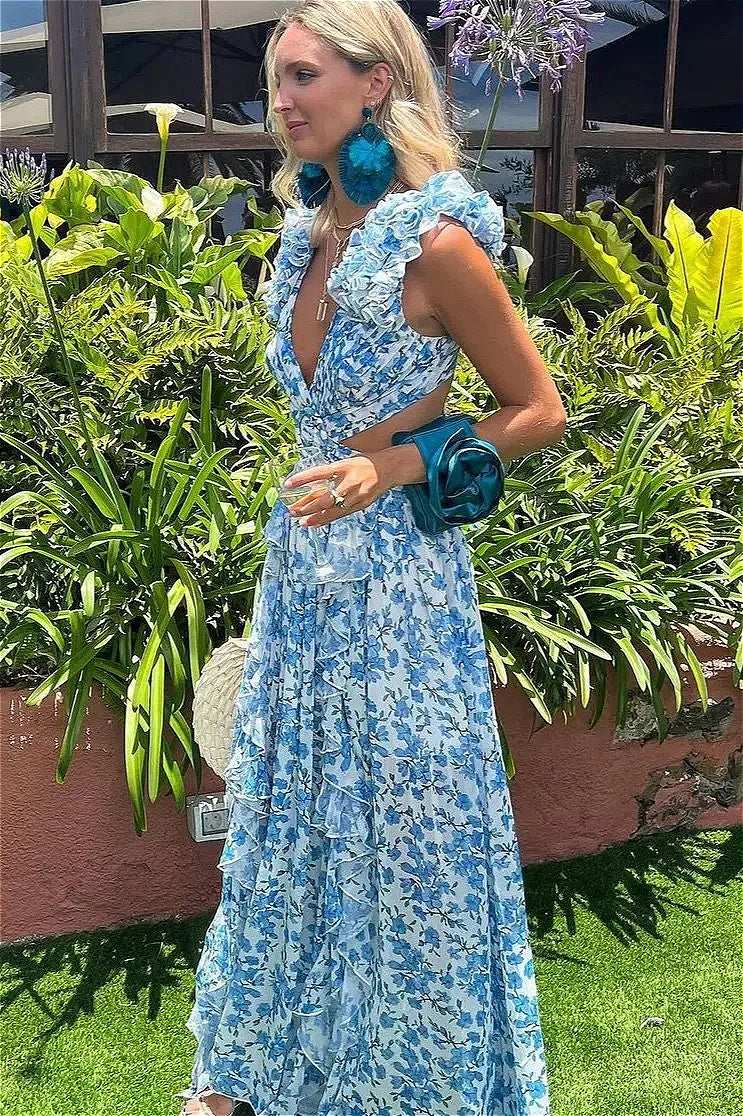 Kleid mit V-Ausschnitt, Blumenmuster und Rüschen