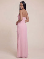 Bodice – Schulterfreies Maxikleid mit Beinschlitz und Falten