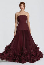 Spitzen-Maxikleid mit Falten und Korsett-Schnürung