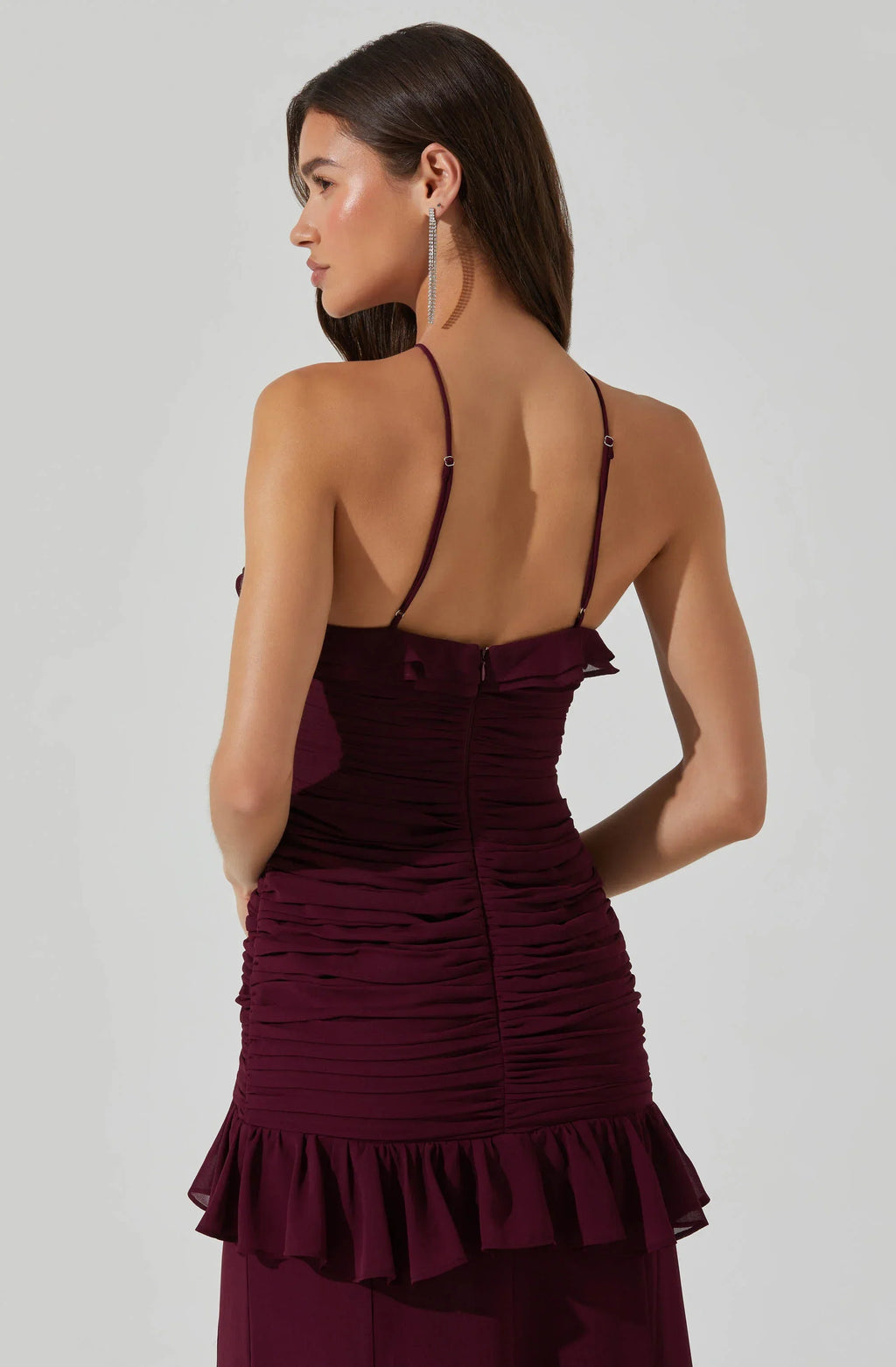 Sandora – Maxikleid mit Rüschen und Beinschlitz