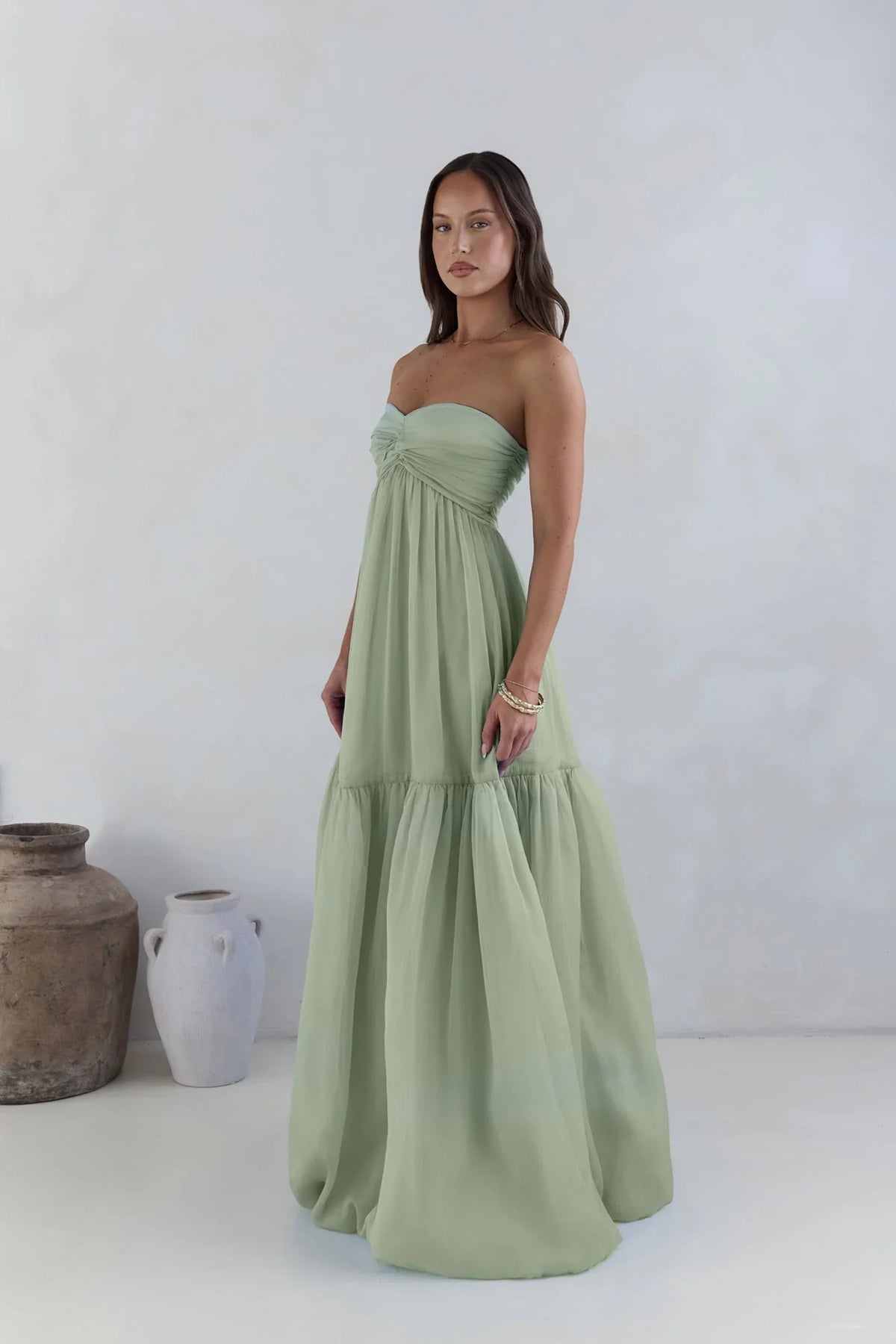 Schulterfreies Maxikleid