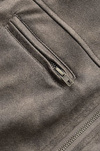 Figurbetonte Jacke mit Leder und Wildleder