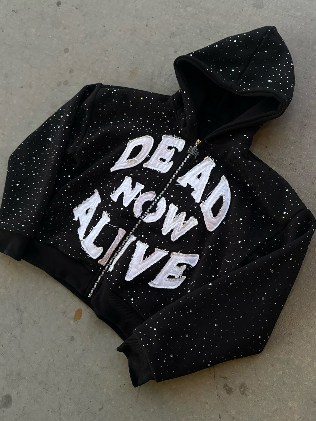 Hoodie mit Reißverschluss und Grafikdruck in Schwarz