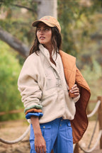 Jacke in Braun mit Stehkragen