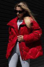 Locker geschnittene Jacke mit Baumwolle